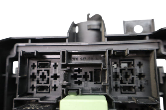 11-17 Volkswagen VW Touareg Fuse Relay Box Housing Bracket Terminal Unit Oem