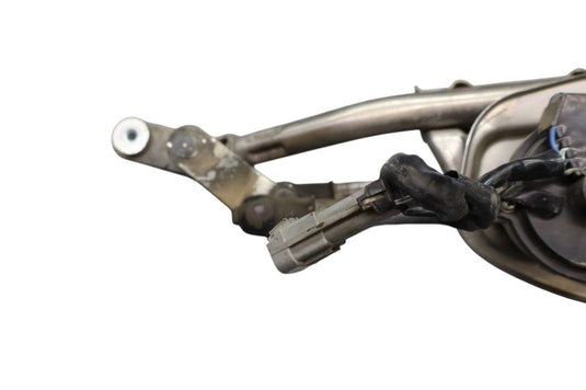 03-19 Maserati Quattroporte Front Windshield Wiper Linkage Arm Oem