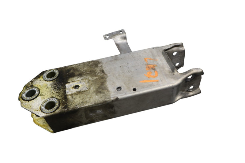 Load image into Gallery viewer, 11-16 BMW 535i GT xDrive Front Left Side Reinforcement Support Bracket Oem
