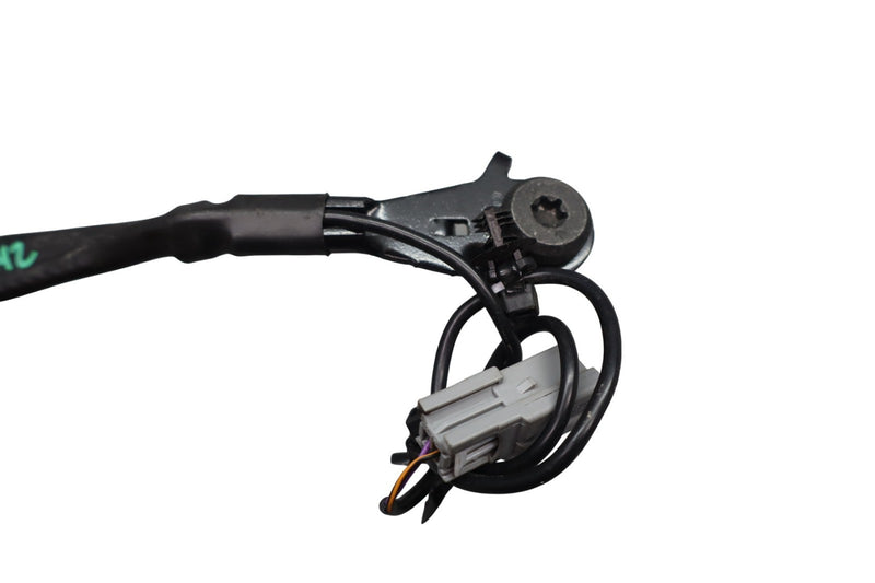 Load image into Gallery viewer, 12-19 Range Rover Evoque L538 Front Right Side Seat Belt Buckle BJ3261208AE Oem

