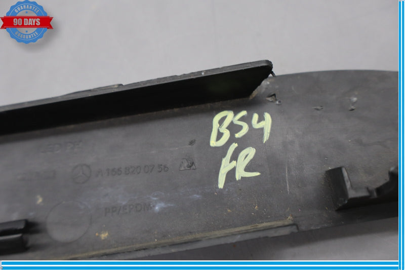 Load image into Gallery viewer, 12-15 Mercedes ML250 ML350 Front Right Passenger Side Bumper Fog Light Trim Oem
