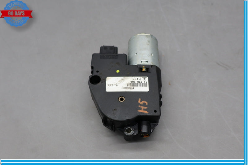 Load image into Gallery viewer, 03-13 Maserati Quattroporte M139 Upper Sunroof Moon Roof Motor Oem
