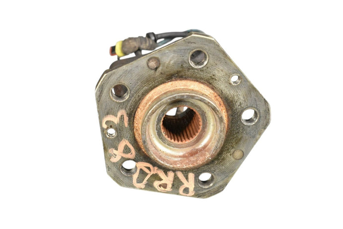 03-10 Maserati Quattroporte M139 Rear Right Side Spindle Knuckle Wheel Hub OEM