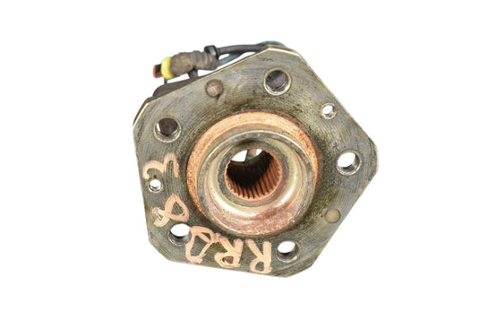 03-10 Maserati Quattroporte M139 Rear Right Side Spindle Knuckle Wheel Hub OEM