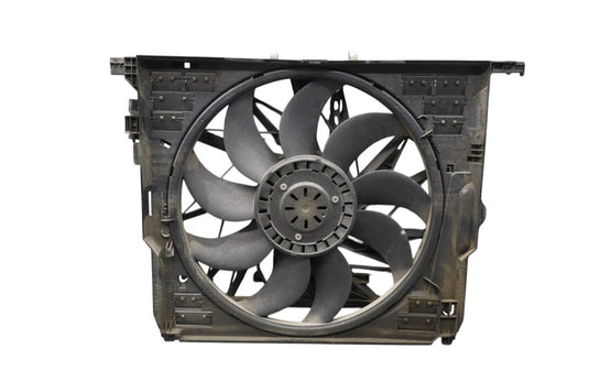 10-19 BMW 740i 740Li 750i Engine Radiator Cooling Fan Shroud Motor Assembly Oem
