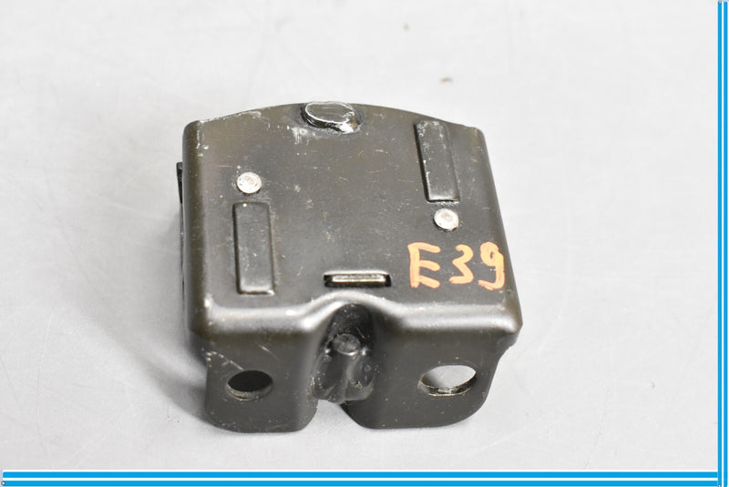 Load image into Gallery viewer, 02-10 Lexus Z40 SC430 Rear Trunk Lock Latch Striker Oem
