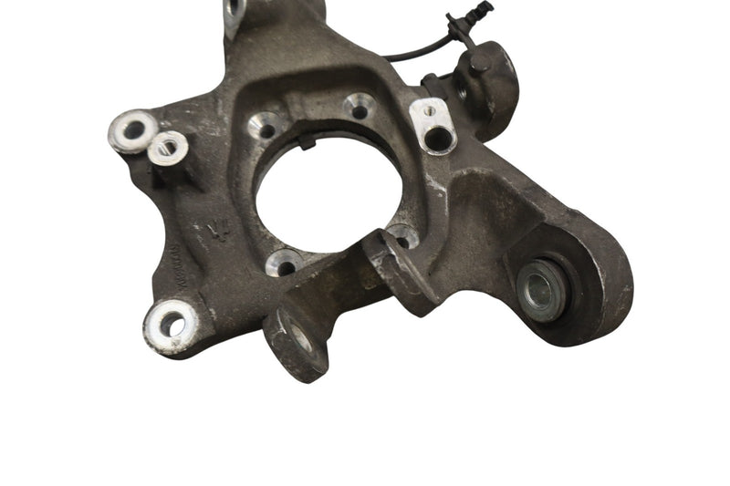 Load image into Gallery viewer, 14-17 Maserati Ghibli Rear Left Driver Side Spindle Knuckle Hub 670006804 Oem
