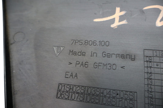 11-18 Porsche Cayenne 958 VR6 Right Passenger Side Engine Bay Cover Panel Oem