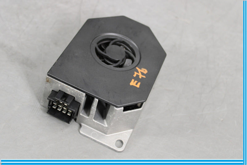 Load image into Gallery viewer, 09-11 Mercedes E350 CLS550 W212 Harman Becker Sub Subwoofer Amp Amplifier Oem
