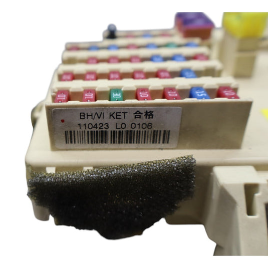 11-13 Hyundai Equus SIG Left Dash Interior Cabin Fuse Box Relay Junction Oem