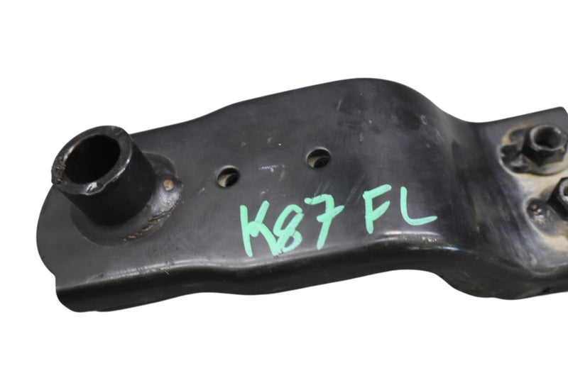 Load image into Gallery viewer, 15-20 Hyundai Genesis G80 Front Left Driver Side Subframe Support Bracket Oem
