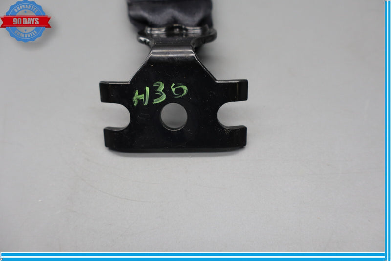 Load image into Gallery viewer, 14-17 Maserati Ghibli Rear Left Side Center Seat Belt Seatbelt Buckle Oem
