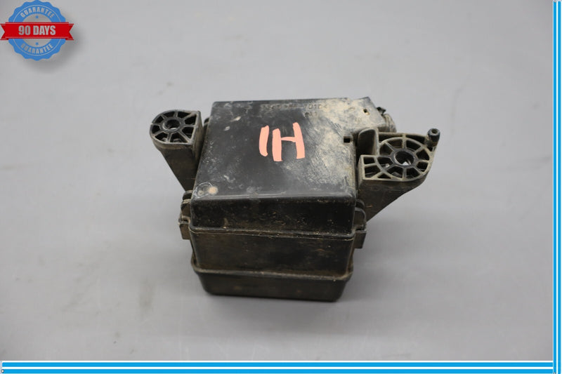 Load image into Gallery viewer, 07-17 Lexus LS460 LS460L Upper &amp; Lower Fuse Box Relay Block Cover Oem
