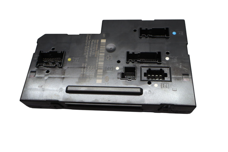 Load image into Gallery viewer, 10-18 Mercedes W218 CLS550 E400 E350 Rear SAM Fuse Box Relay Control Oem
