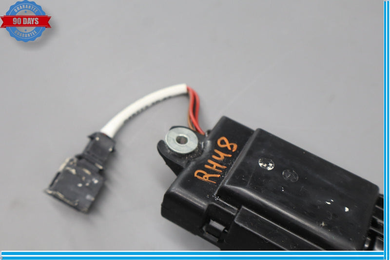 Load image into Gallery viewer, 11-18 Audi A8 A8L Quattro Front Right Side Seat Belt Height Adjust Motor Oem
