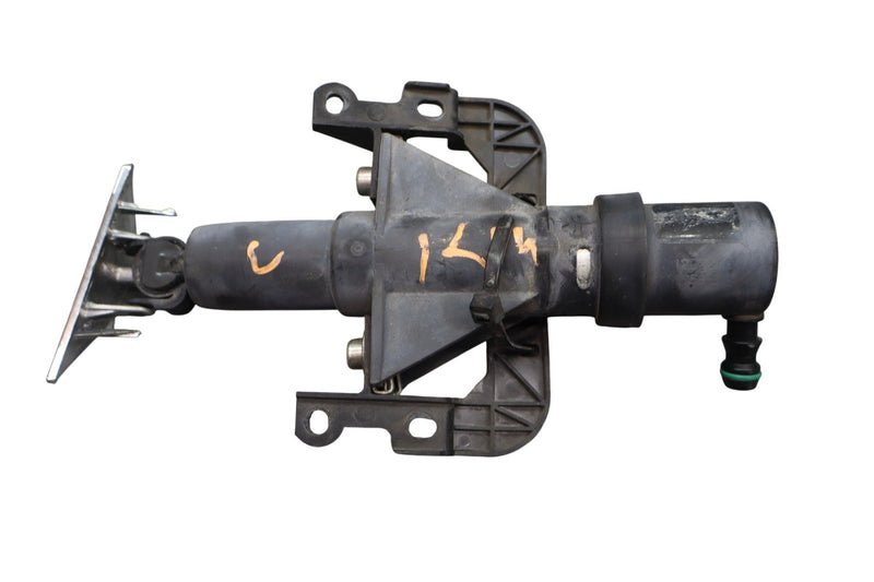 Load image into Gallery viewer, 03-07 Maserati Quattroporte M139 Front Left Headlight Washer Nozzle Pump Oem
