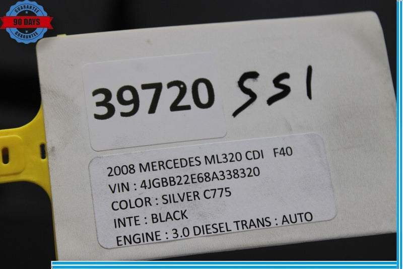Load image into Gallery viewer, 06-11 Mercedes W164 ML320 ML63 AMG Left Side Running Board Side Step Oem
