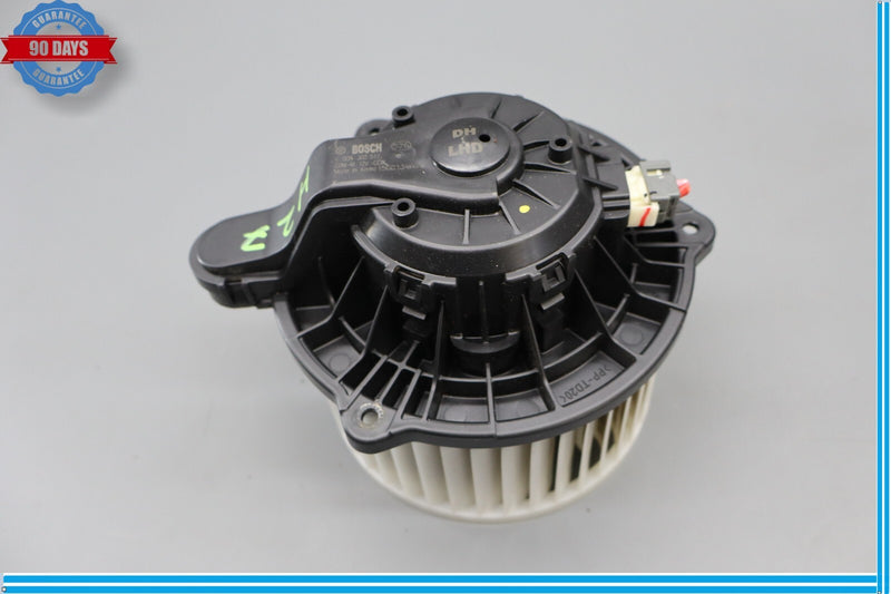 Load image into Gallery viewer, 15-20 Hyundai Genesis G80 Front HVAC AC Heater Blower Motor Fan Oem
