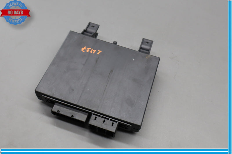 Load image into Gallery viewer, 03-12 Mercedes R230 SL500 Left Driver Side Under Seat Control Module Oem
