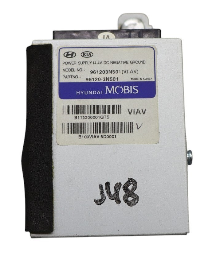 Load image into Gallery viewer, 11-13 Hyundai Equus Dash Instrument Panel USB Interface Control Module Unit Oem
