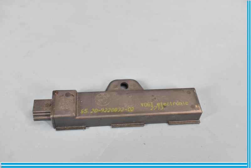Load image into Gallery viewer, 12-18 BMW F12 F13 640i 650i Interior Bootlid Radio Antenna Amplifier Oem
