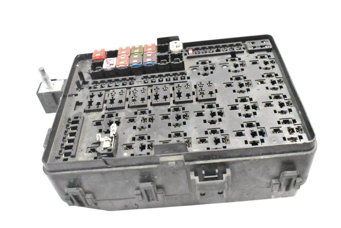 14-16  Maserati Quattroporte M156 S 3.0L Engine Bay Fuse Box 7154763030 Oem