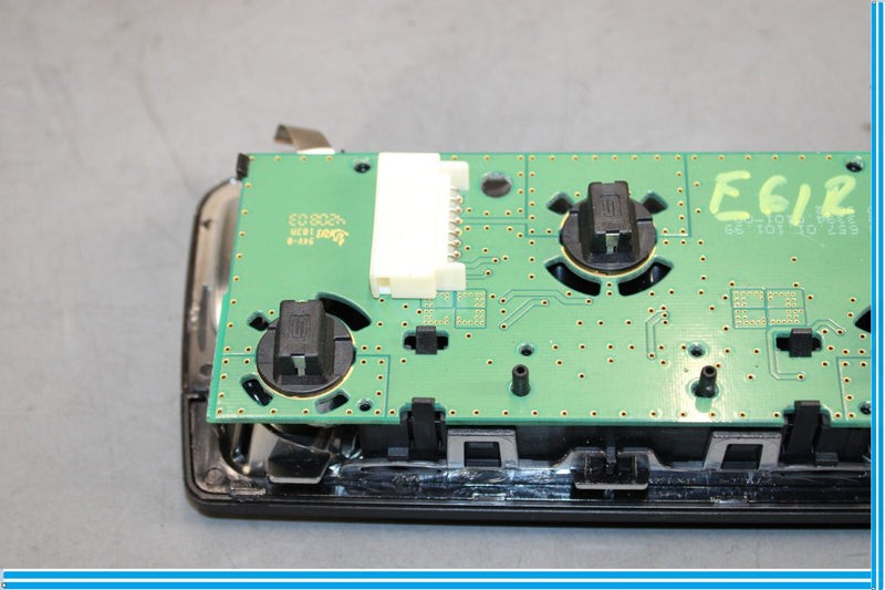 Load image into Gallery viewer, 09-15 BMW 750Li F01 F02 Rear Interior Overhead Console Dome Reading Light Oem
