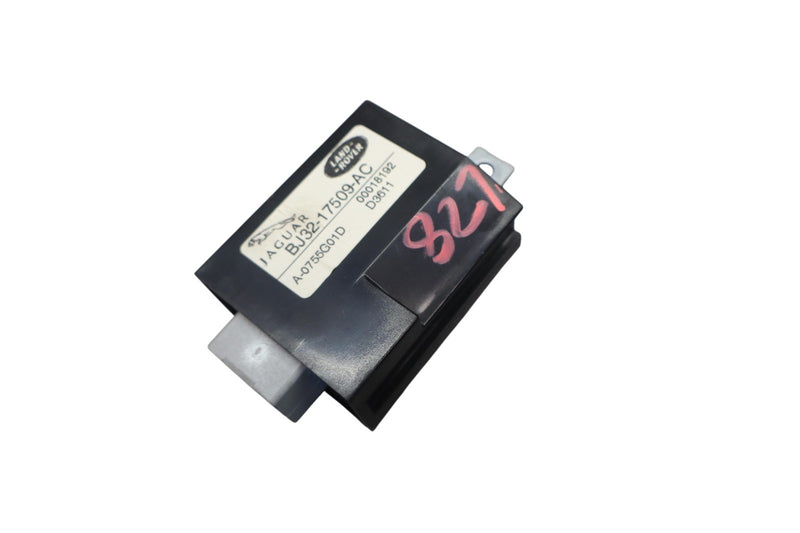 Load image into Gallery viewer, 12-19 Range Rover Evoque L538 Wiper Motor Control Module ECU LR033016 Oem
