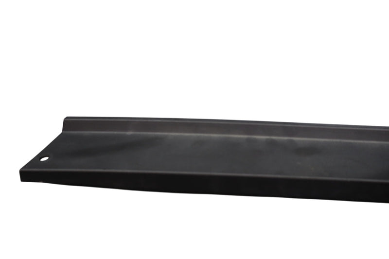 Load image into Gallery viewer, 15-20 Hyundai Genesis Front Right Side Fender Seal Trim Ledge Cover Oem
