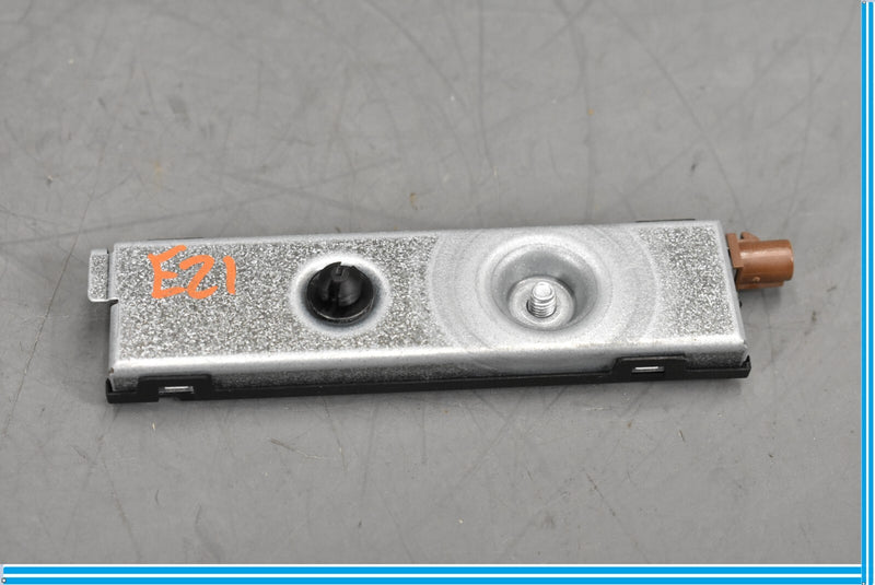Load image into Gallery viewer, 13-16 Mercedes GL450 X166 Radio Antenna Amplifier Noise Filter Module Oem
