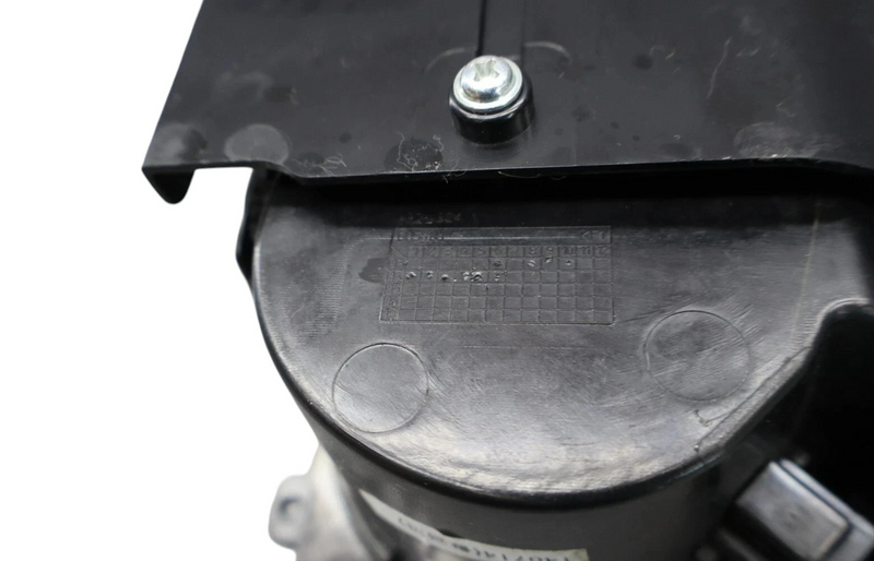 Load image into Gallery viewer, 15-17 Hyundai Genesis G80 Center Console Cup Holder Assembly 84670B1000 Oem
