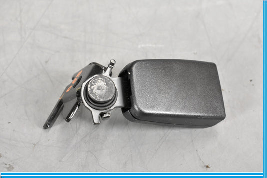 12-18 Mercedes CLS550 CLS63 W218 Rear Right Side Seat Belt Buckle Oem
