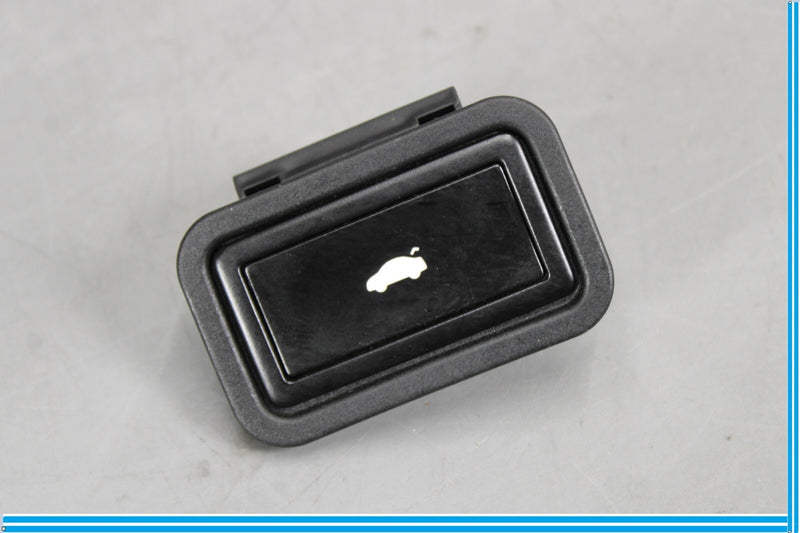 Load image into Gallery viewer, 11-18 Audi S8 A8 Rear Tailgate Trunk Lid Open Release Switch 3D0959831 Oem
