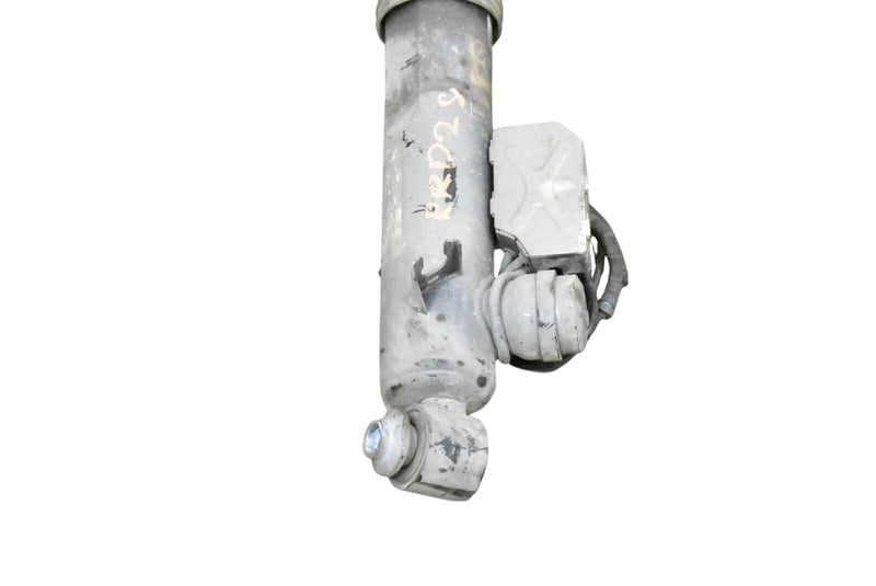 Load image into Gallery viewer, 07-10 BMW E70 X5 Rear Right Passenger Shock Strut Absorber 37126779706 Oem
