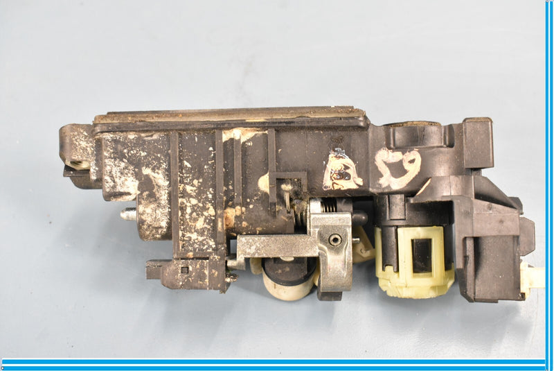 Load image into Gallery viewer, 01-11 Mercedes E320 C240 CLS550 CLS55 AMG W219 Trunk Lid Lock Latch Handle Oem

