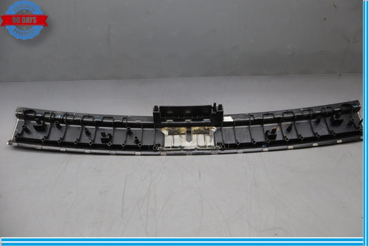 11-17 Volkswagen Touareg Trunk Scuff Plate Sill Trim Panel 7P0863459 Oem