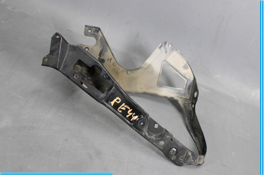 00-06 Mercedes W220 S500 Front Right Side Headlight Support Bracket Oem