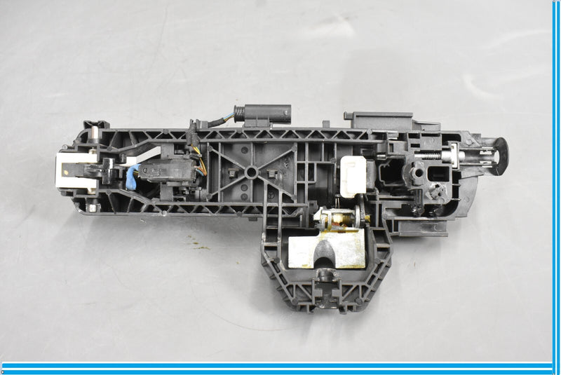 Load image into Gallery viewer, 08-14 Mercedes CLS550 W218 Front Right Passenger Side Door Exterior Handle Oem
