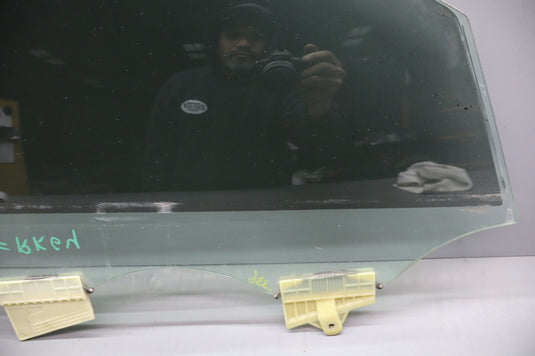 15-16 Hyundai Genesis Front Right Passenger Side Door Window Auto Glass Oem