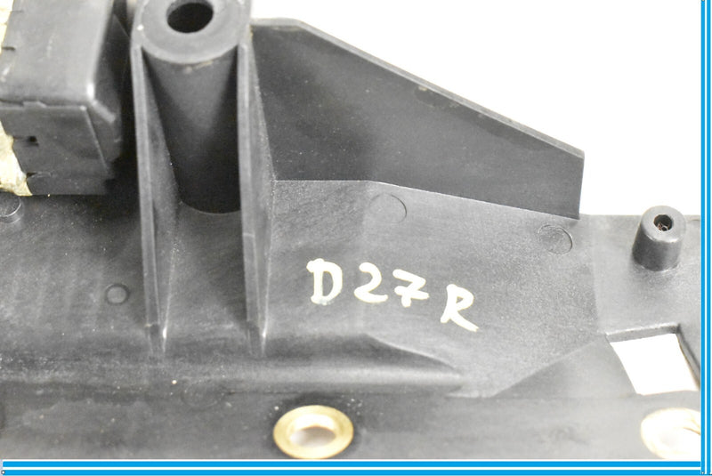 Load image into Gallery viewer, 03-08 Mercedes R230 SL500 Rear Right Luggage Seatbelt Retractor Speaker Assembly
