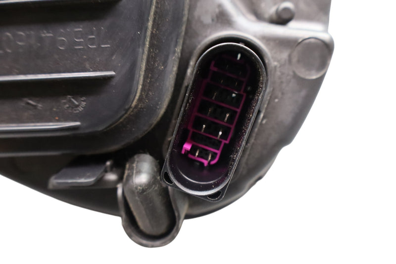 Load image into Gallery viewer, 11-14 Porsche Cayenne 958 Front Left Driver Side Headlight Lamp Oem
