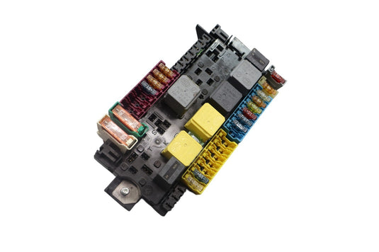 14-19 Mercedes W117 CLA250 SAM Fuse Relay Junction Box A2465050530 Oem