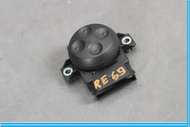Load image into Gallery viewer, 09-17 Volkswagen VW CC Front Right Passenger Side Power Seat Lumbar Switch Oem
