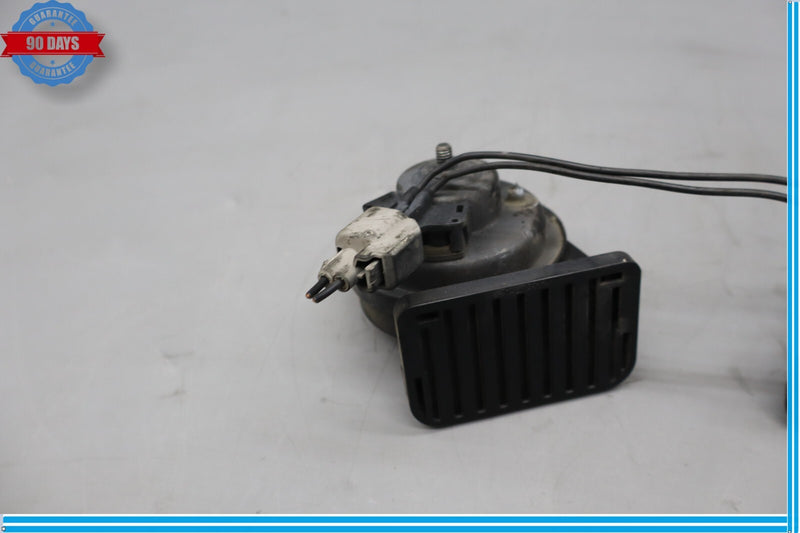 Load image into Gallery viewer, 10-18 Jaguar X351 XJ XJL Left and Right Low and High Tone Signal Horn Set Oem

