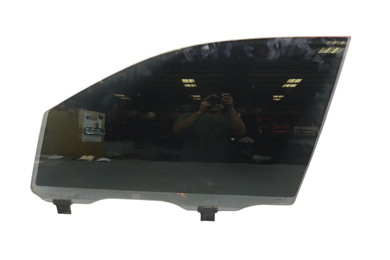 Load image into Gallery viewer, 11-18 Porsche Cayenne Turbo 958 Front Left Driver Side Door Window Glass Oem
