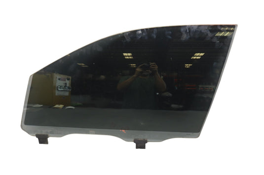 11-18 Porsche Cayenne Turbo 958 Front Left Driver Side Door Window Glass Oem