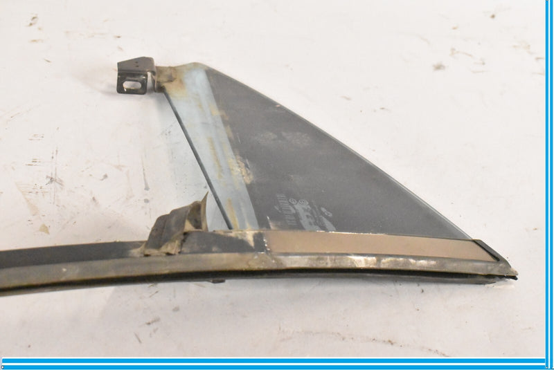 Load image into Gallery viewer, 06-11 Mercedes CLS550 CLS55 AMG W219 Rear Right Quarter Window Glass Oem
