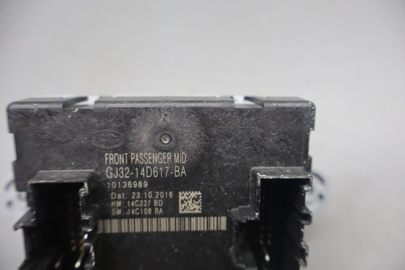 Load image into Gallery viewer, 17-20 Jaguar X260 XF XE Front Right Passenger Side Door Control Module Unit Oem
