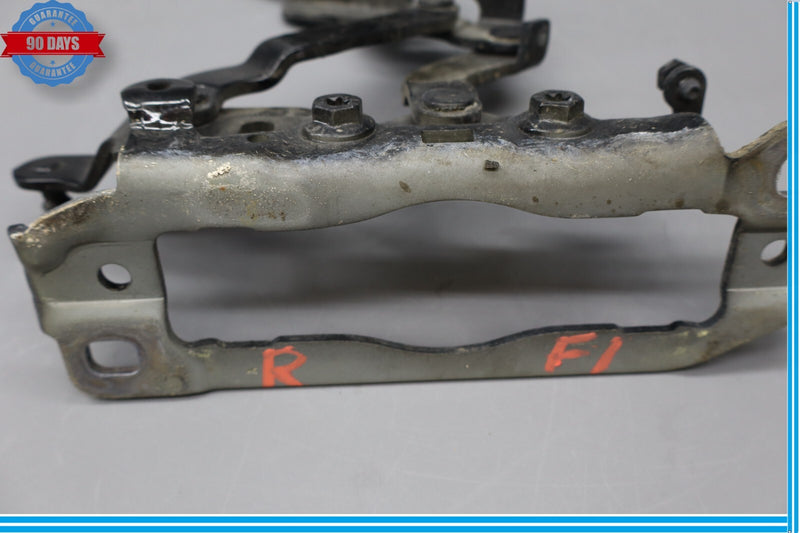 Load image into Gallery viewer, 12-18 Mercedes CLS550 W218 Front Right Passenger Side Bonnet Hood Hinge Oem
