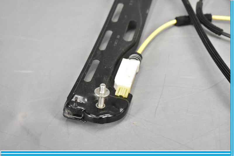 Load image into Gallery viewer, 12-18 Mercedes CLS550 Rear Left Driver Door Window Regulator Oem
